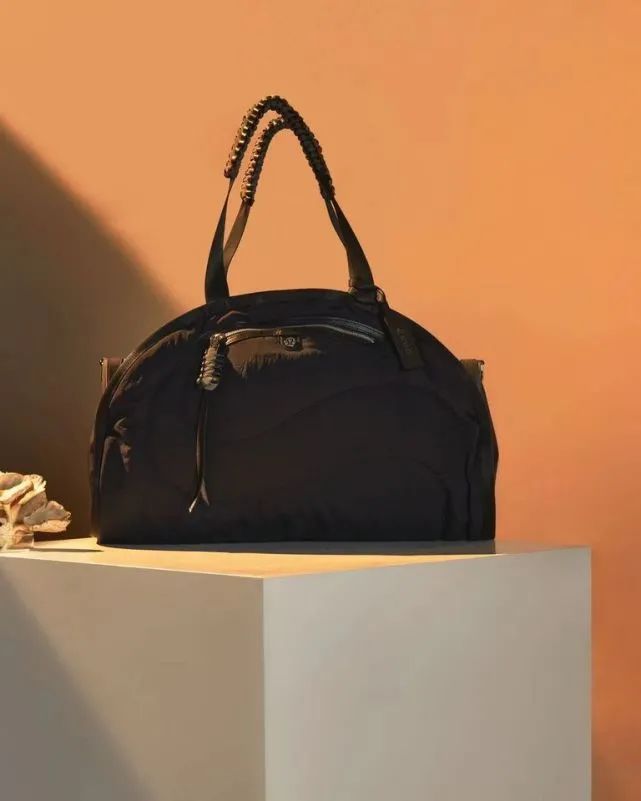 圖片關(guān)鍵詞 https://mmbiz.qpic.cn/mmbiz_jpg/qmUUOFzKOyThzhP2bgBvylZ4hHJvlMsfHMm72cib6mFRjDUXjbFEN9BTzoh4LPUMtekn448wj7DsGnNFlVFDIKg/640?wx_fmt=jpeg